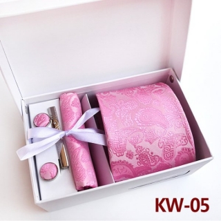 Kravata + manžetové knoflíčky + spona + kapesníček vše v dárkové krabičce > varianta 5
