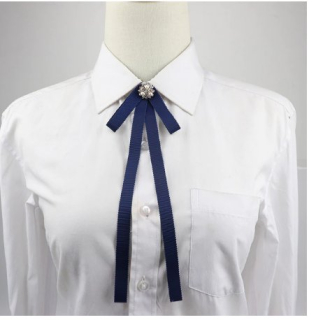 Fiží elegantní kravata stuha s broží Motýlek mašle modrá tmavě modrá námořní barva
